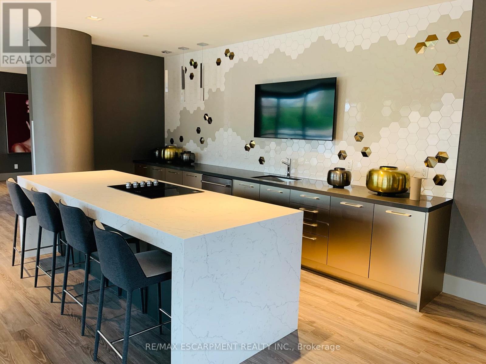 2405 - 181 Bedford Road, Toronto, Ontario  M5R 0A5 - Photo 14 - C12617514