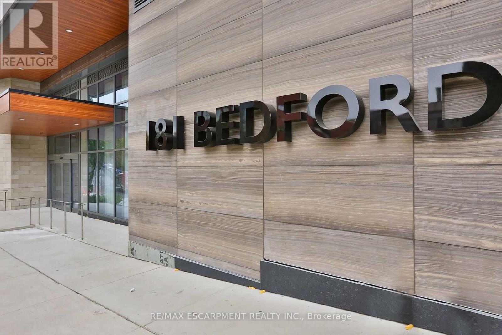 2405 - 181 Bedford Road, Toronto, Ontario  M5R 0A5 - Photo 2 - C12617514