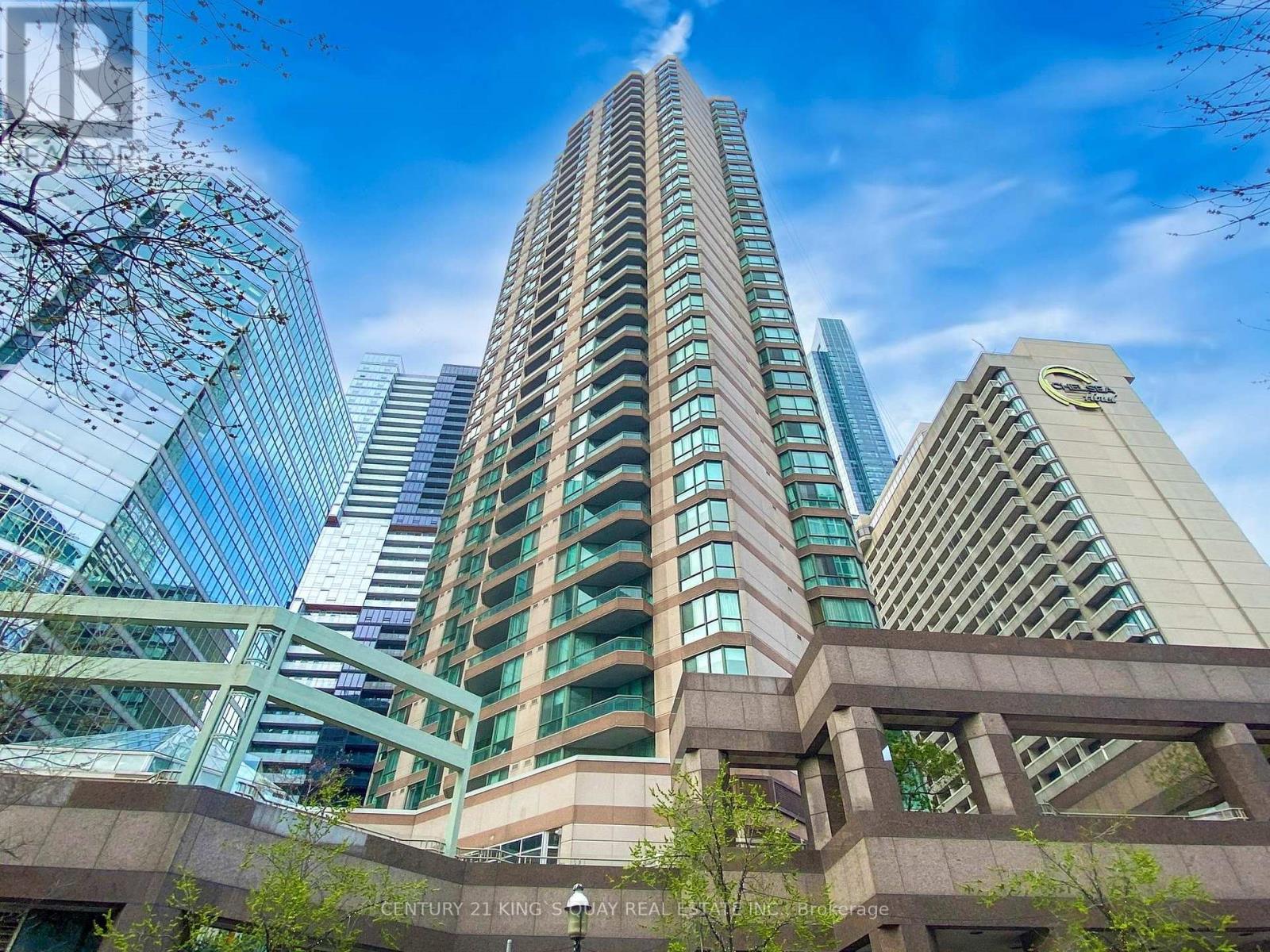 1900 - 38 Elm Street, Toronto, Ontario  M5G 2K5 - Photo 2 - C12616140