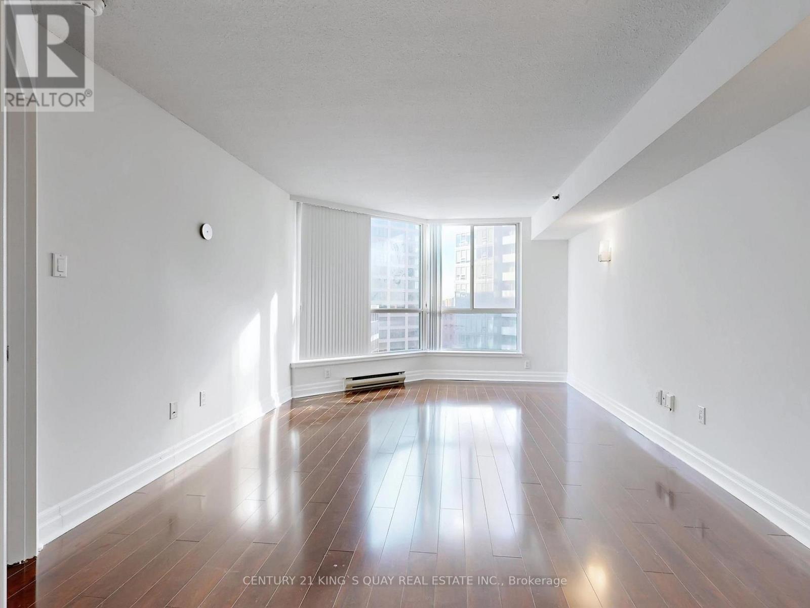 1900 - 38 Elm Street, Toronto, Ontario  M5G 2K5 - Photo 12 - C12616140