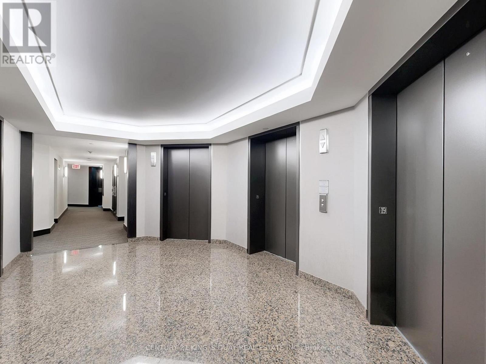 1900 - 38 Elm Street, Toronto, Ontario  M5G 2K5 - Photo 11 - C12616140