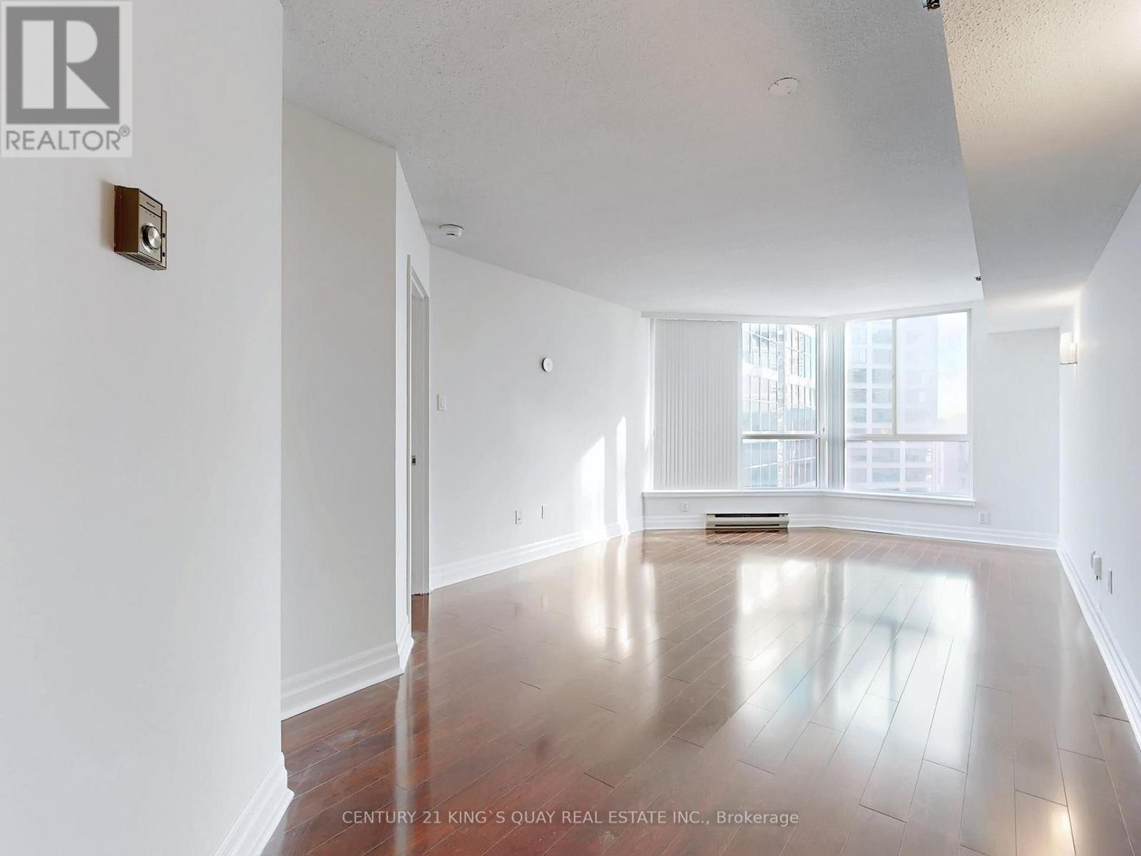 1900 - 38 Elm Street, Toronto, Ontario  M5G 2K5 - Photo 13 - C12616140