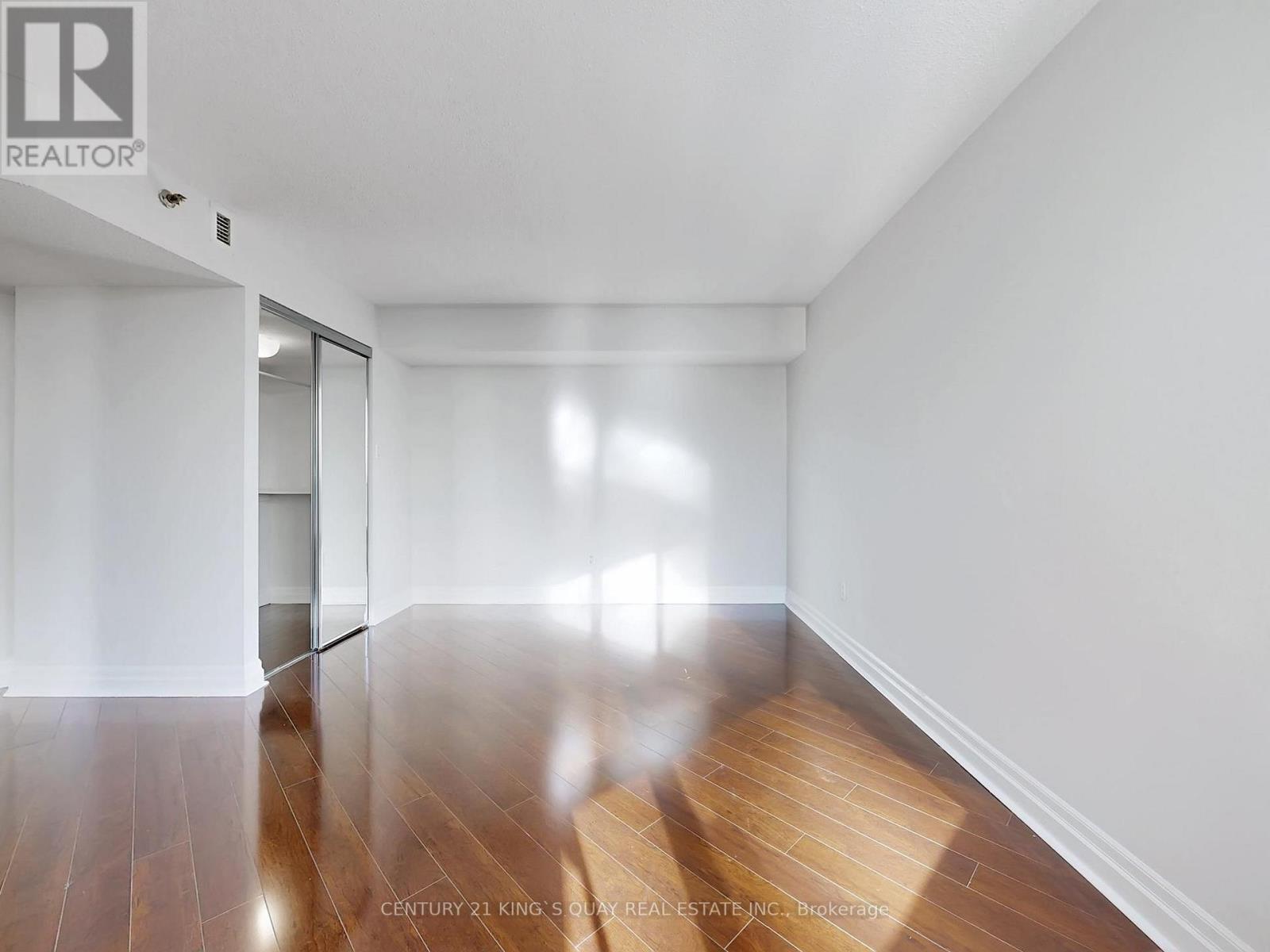 1900 - 38 Elm Street, Toronto, Ontario  M5G 2K5 - Photo 30 - C12616140