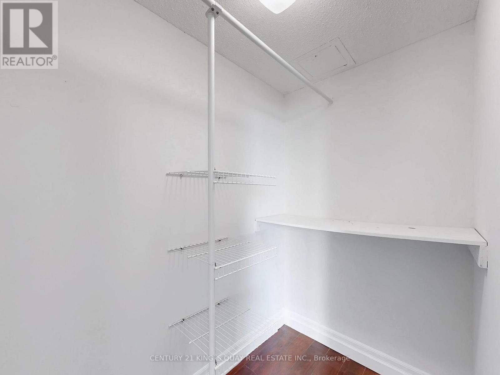 1900 - 38 Elm Street, Toronto, Ontario  M5G 2K5 - Photo 31 - C12616140