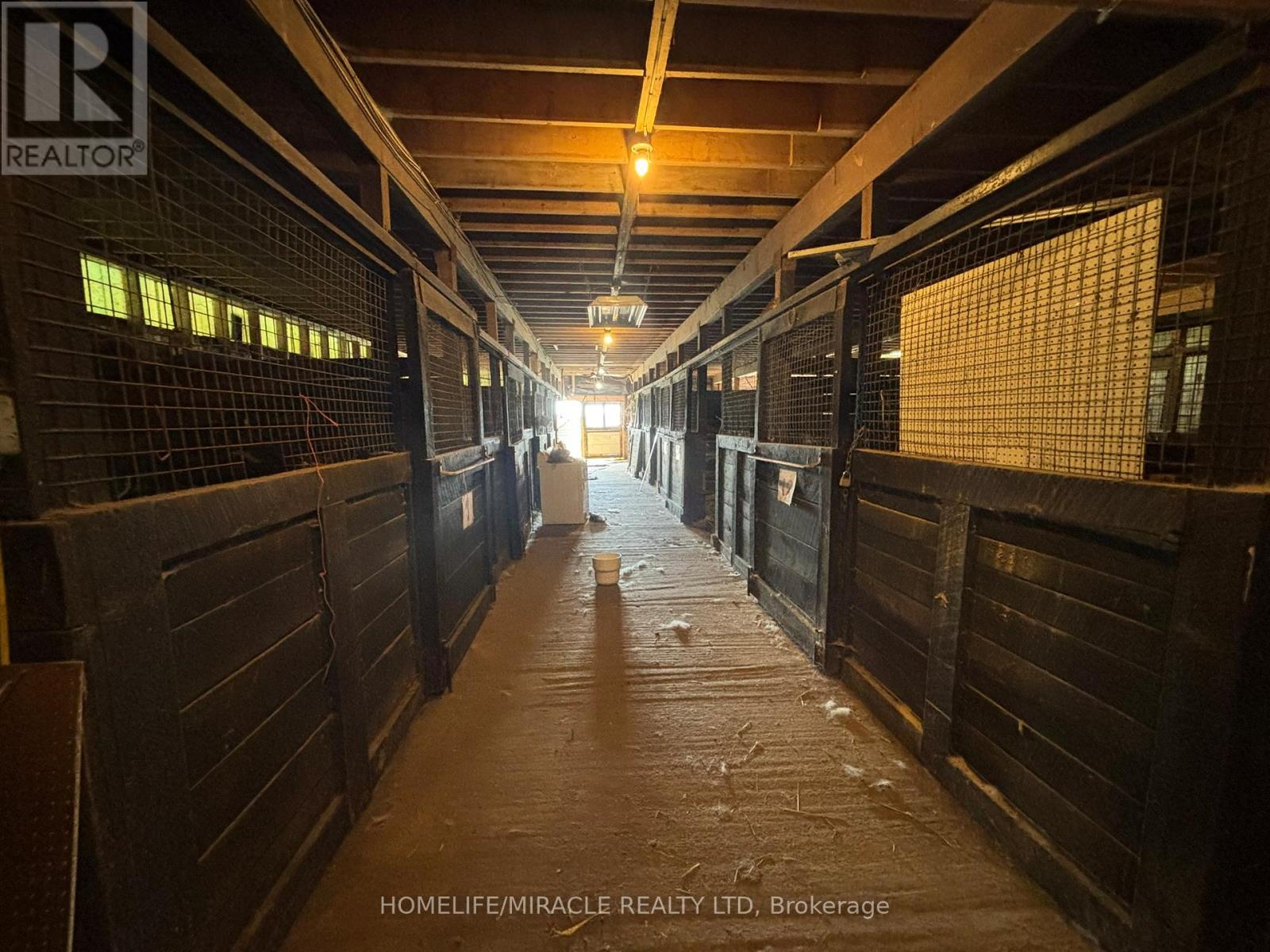 1381 Hwy 8, Cambridge, Ontario  N1R 5S2 - Photo 15 - X12470771