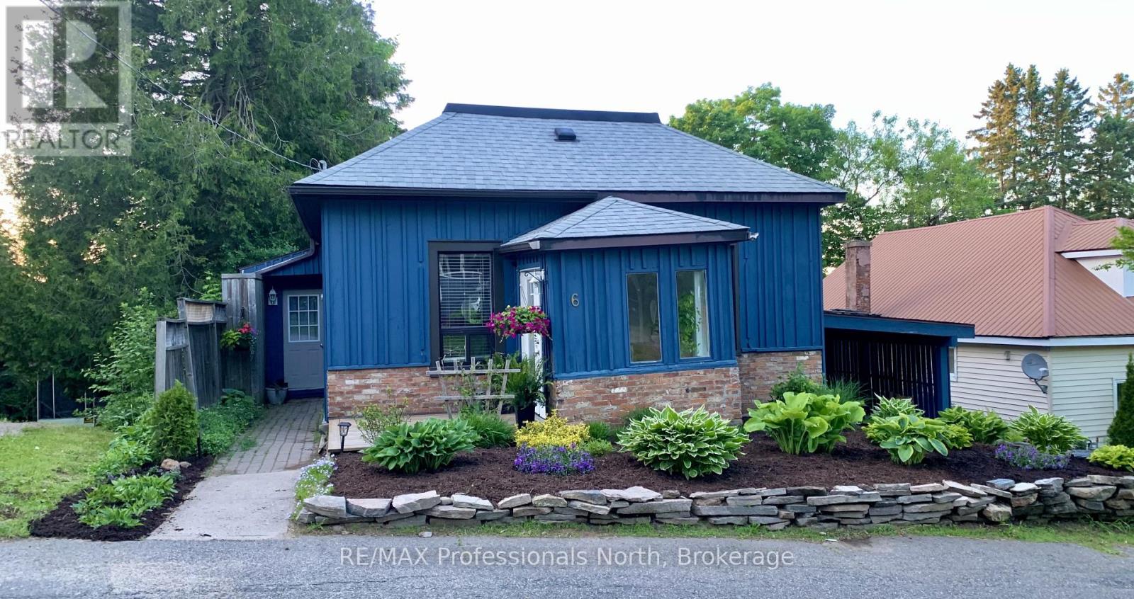 6 DUNCAN ST E STREET, Huntsville, Ontario