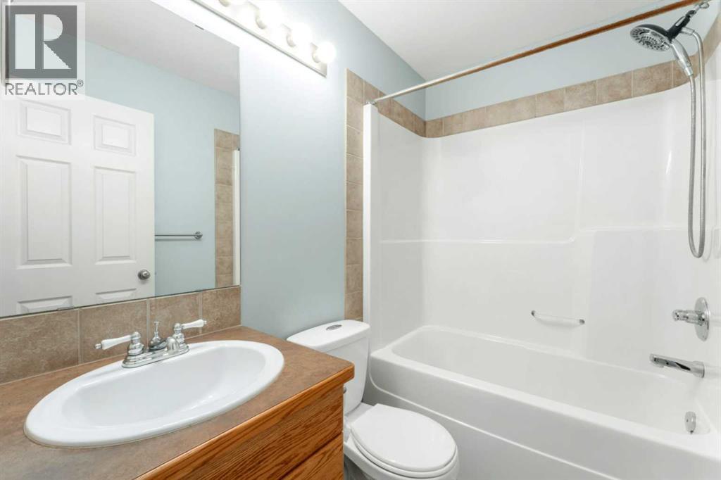 4 Lucky Place, Sylvan Lake, Alberta T4S 0A9 - Photo 21 - A2271508