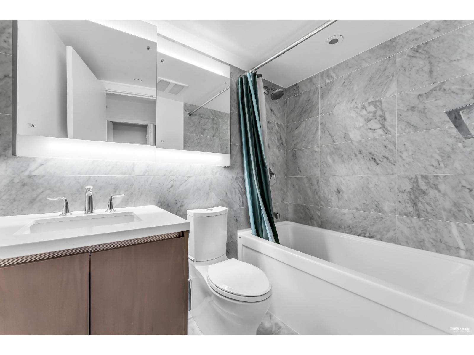 812 13750 100 Avenue, Surrey, British Columbia  V3T 0L3 - Photo 16 - R3073345