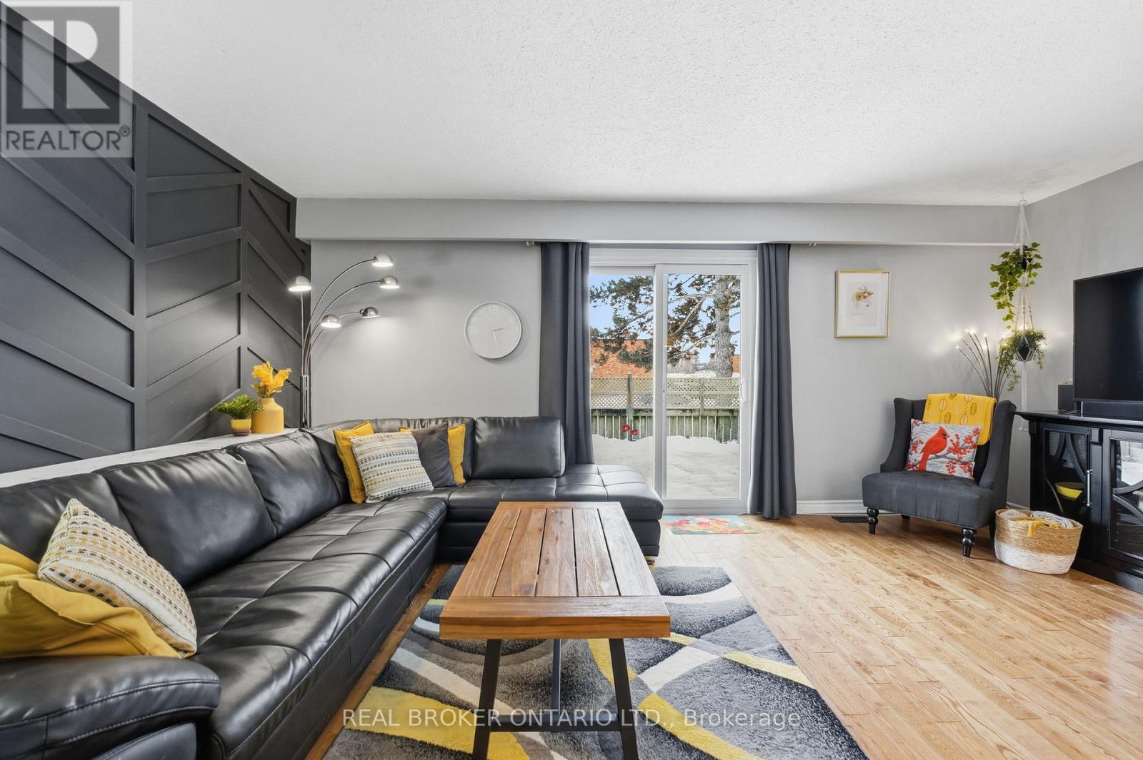 B - 3895 Old Richmond Road, Ottawa, Ontario K2H 8T8 - Photo 3 - X12618158