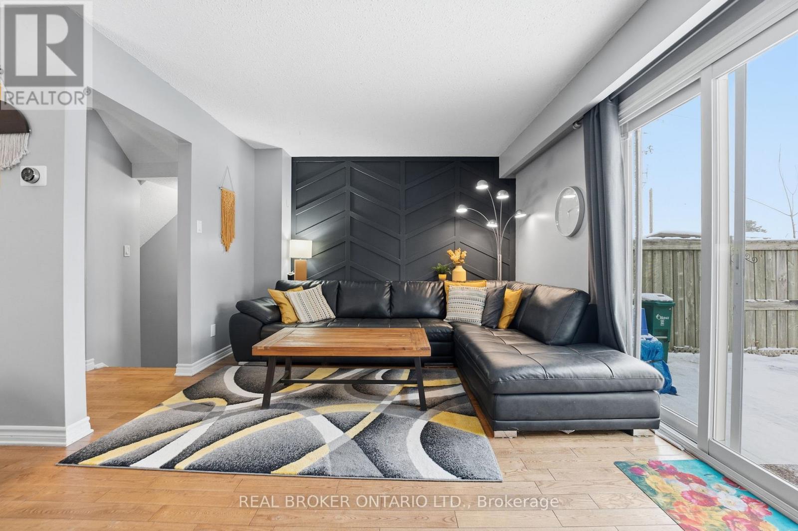 B - 3895 Old Richmond Road, Ottawa, Ontario K2H 8T8 - Photo 4 - X12618158