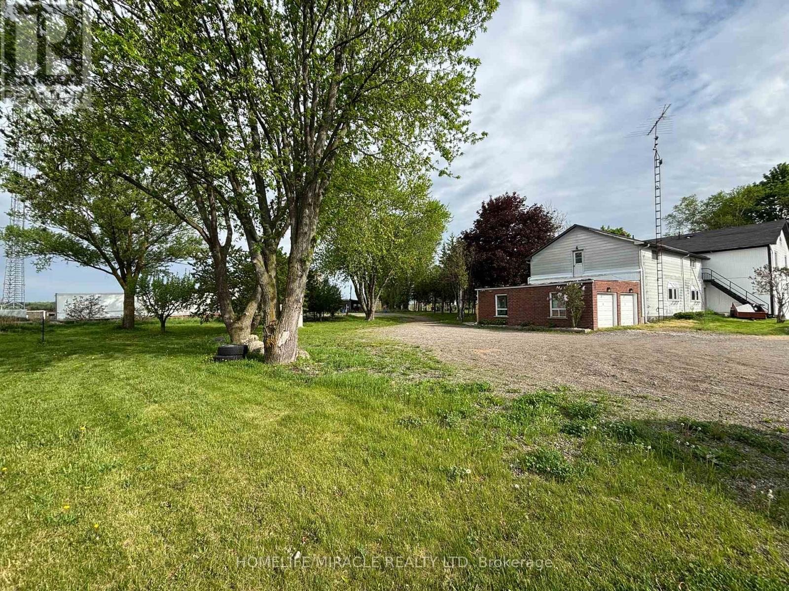 4 - 1381 HWY 8, Hamilton, Ontario