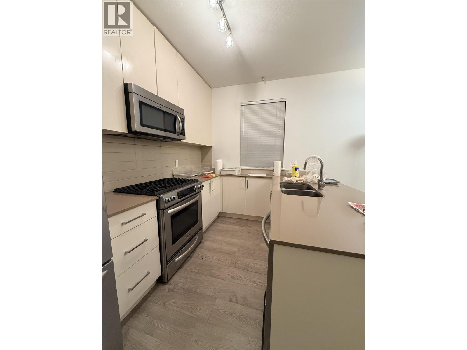 117 4255 Sardis Street, Burnaby, British Columbia V5H 1K6 - Photo 4 - R3073405