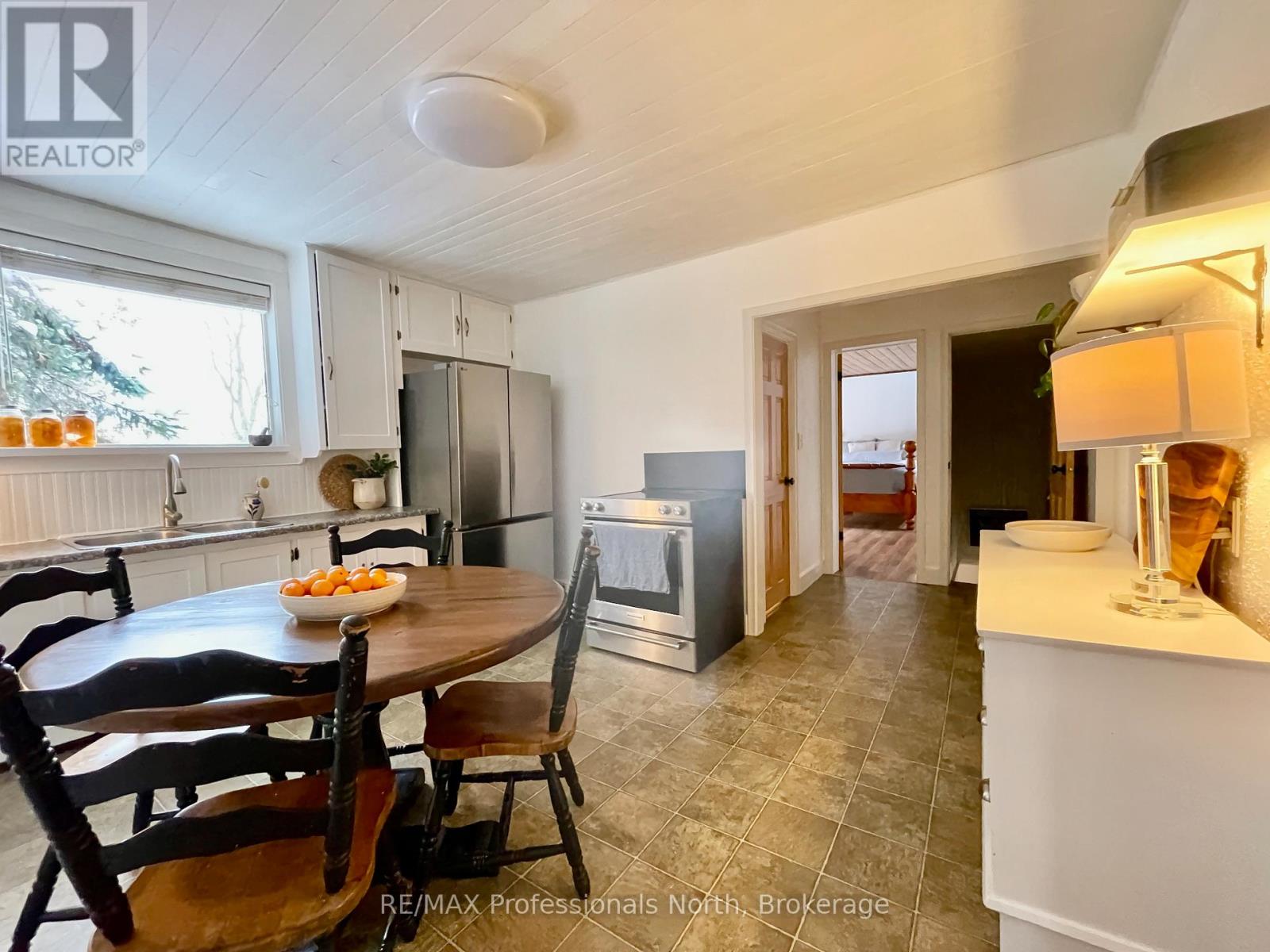 6 Duncan St E Street, Huntsville, Ontario  P1H 1P6 - Photo 8 - X12618234