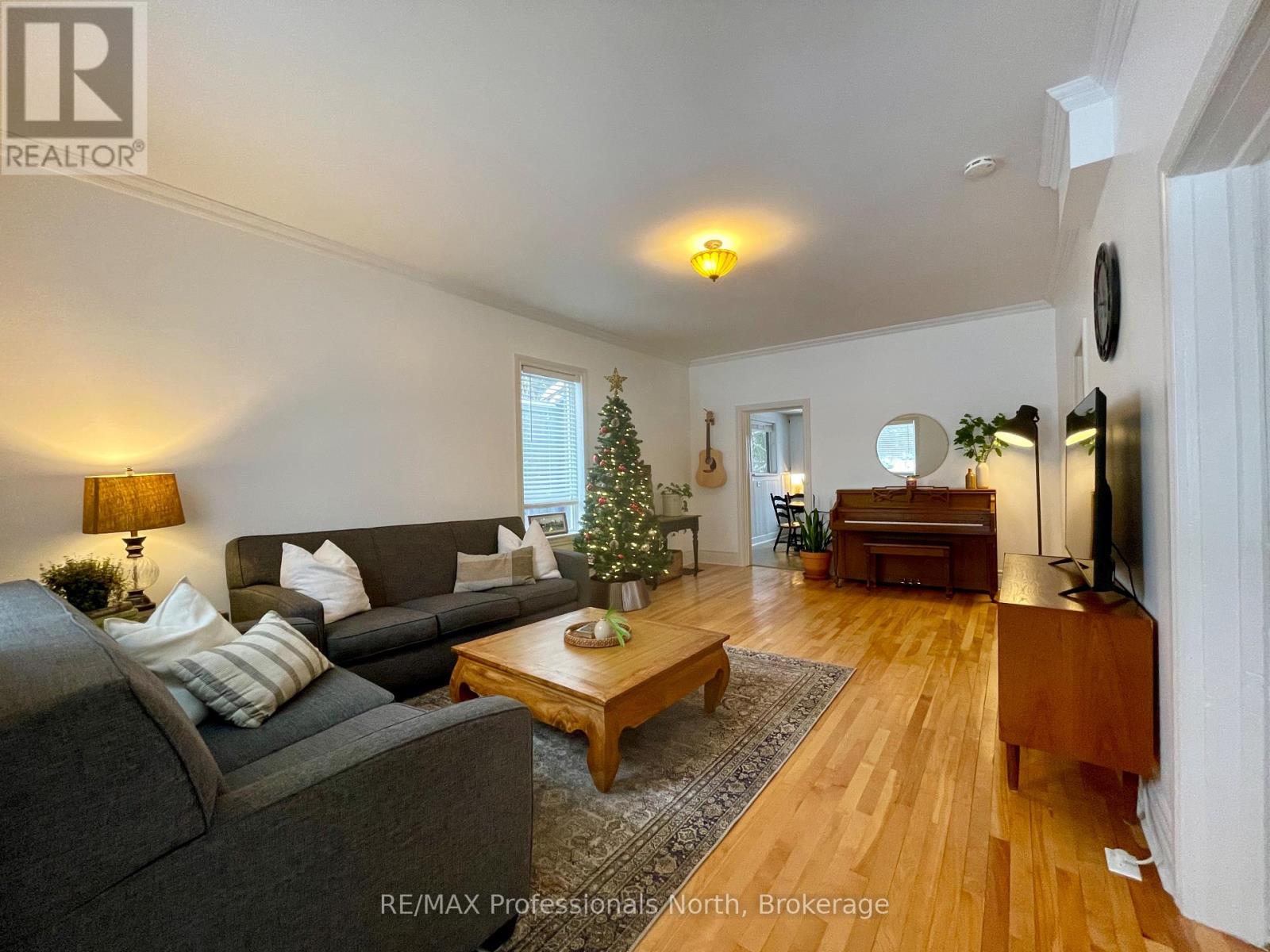 6 Duncan St E Street, Huntsville, Ontario  P1H 1P6 - Photo 4 - X12618234