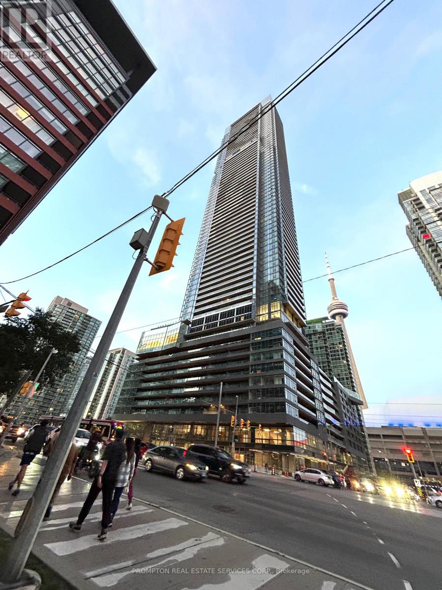 7709 - 3 Concord Cityplace Way, Toronto, Ontario  M5V 0X4 - Photo 2 - C12618384