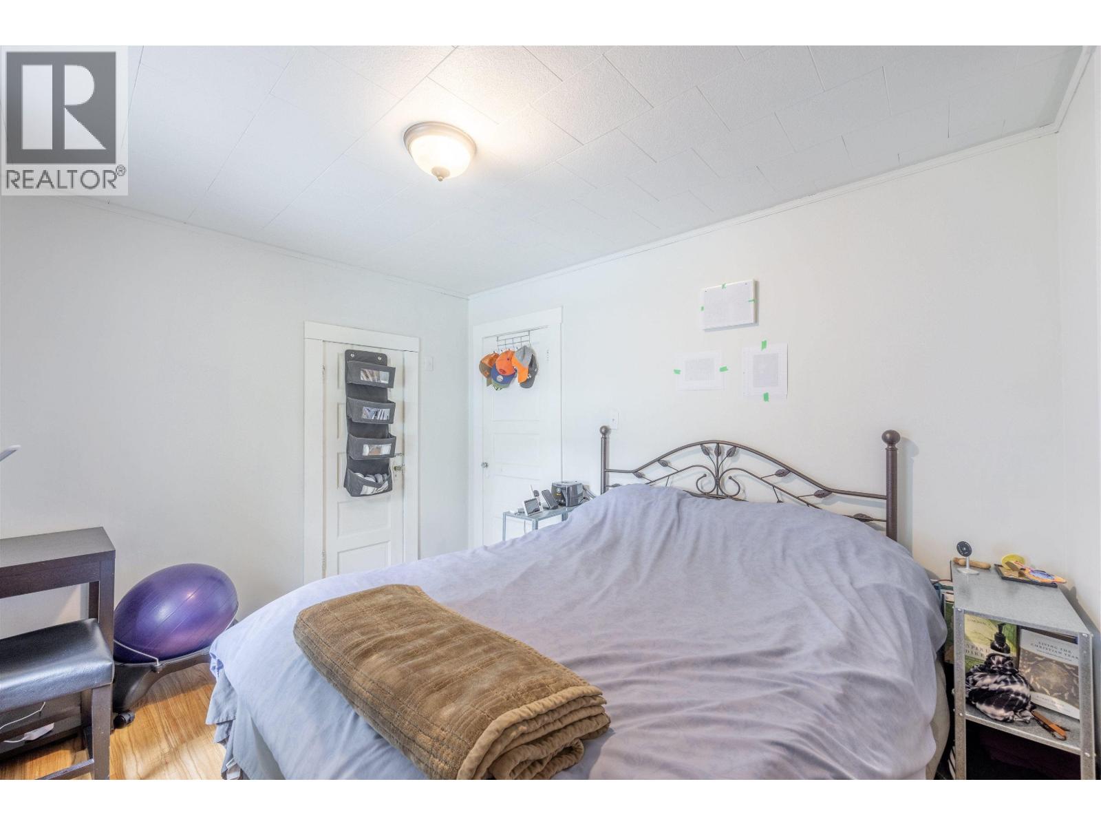 634 Rochester Avenue, Coquitlam, British Columbia  V3K 2V7 - Photo 8 - R3073360