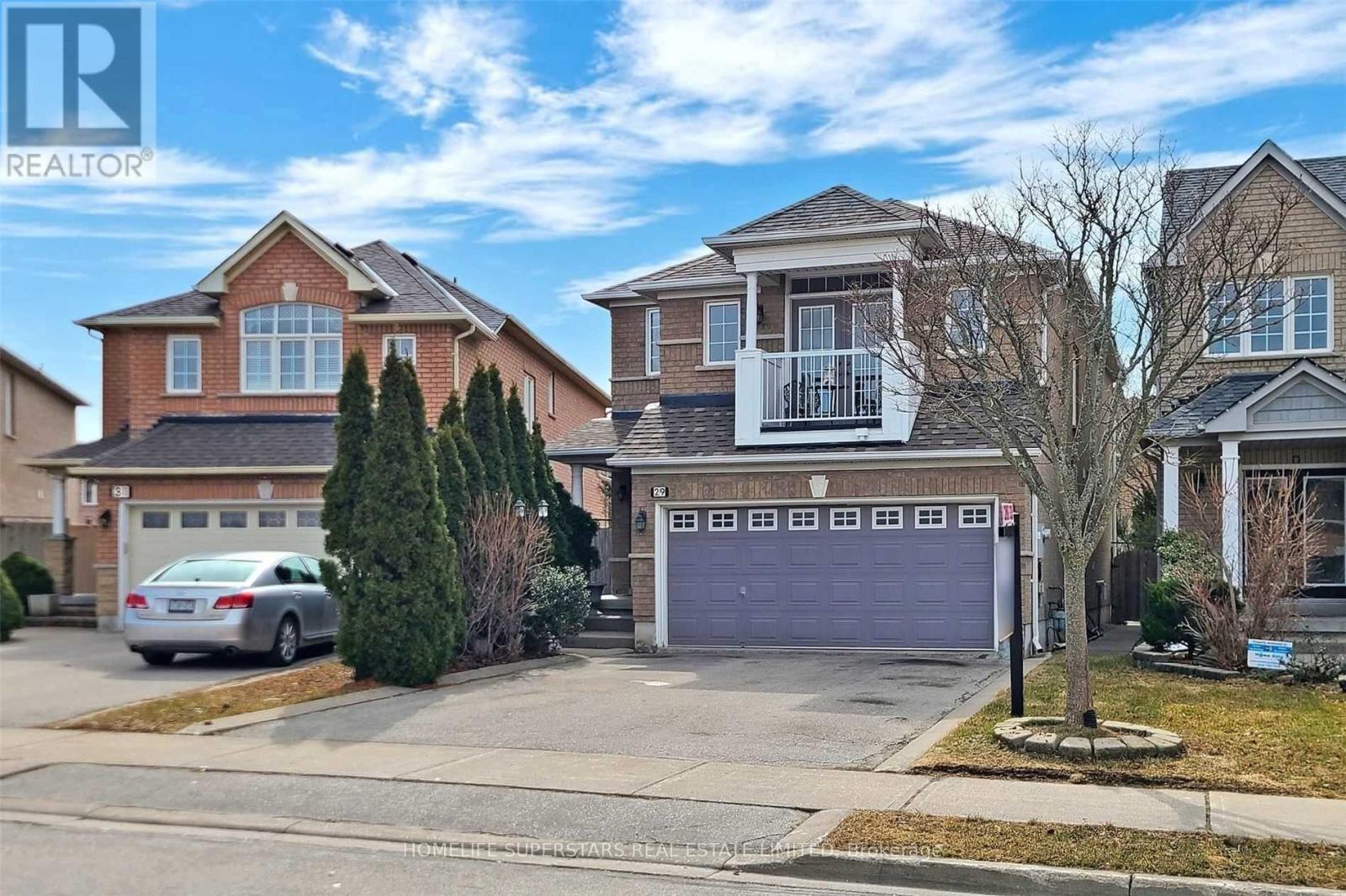 29 Emmitt Road, Vaughan, Ontario  L6A 3V8 - Photo 2 - N12618240