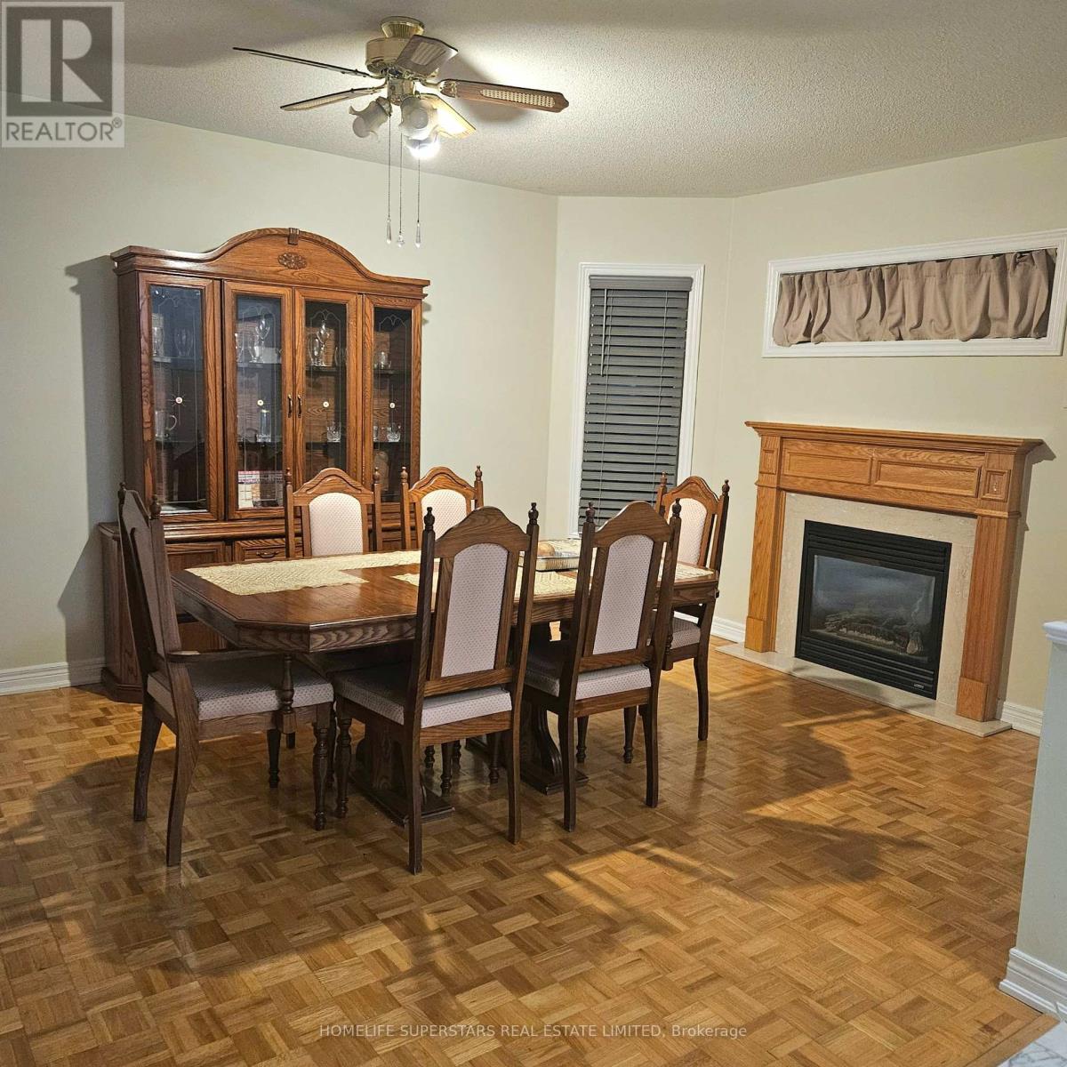 29 Emmitt Road, Vaughan, Ontario  L6A 3V8 - Photo 4 - N12618240