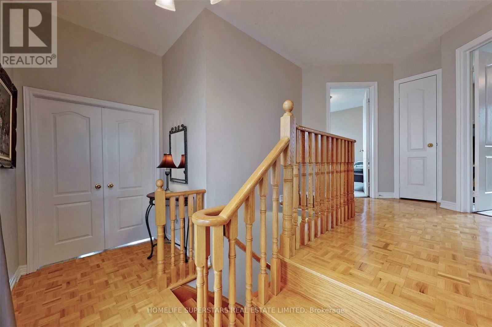 29 Emmitt Road, Vaughan, Ontario  L6A 3V8 - Photo 9 - N12618240