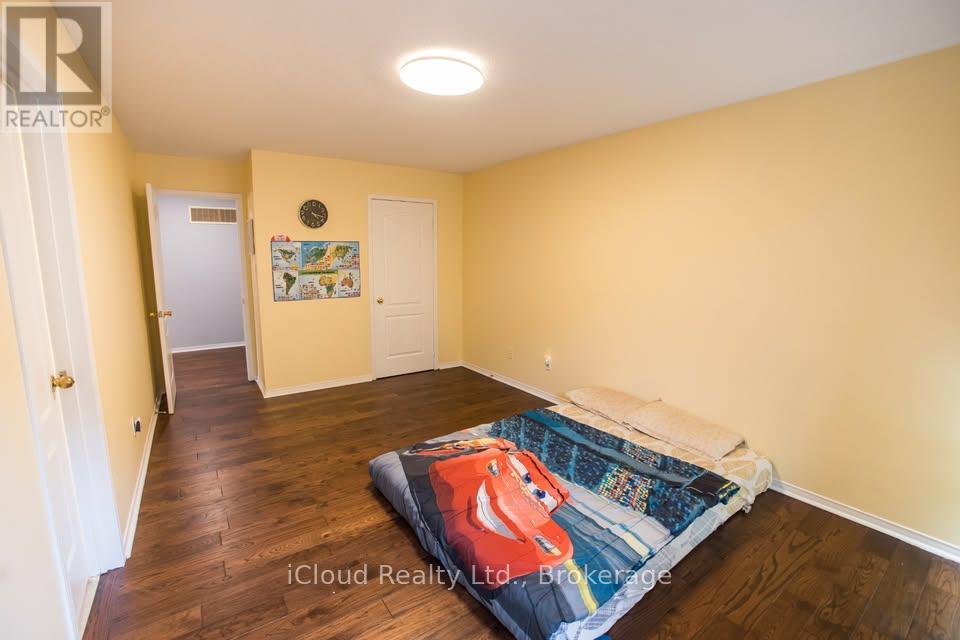 81 Crown Victoria ( Upper) Drive, Brampton, Ontario  L7A 3X1 - Photo 24 - W12618372