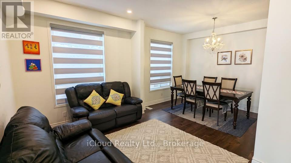 81 Crown Victoria ( Upper) Drive, Brampton, Ontario  L7A 3X1 - Photo 7 - W12618372