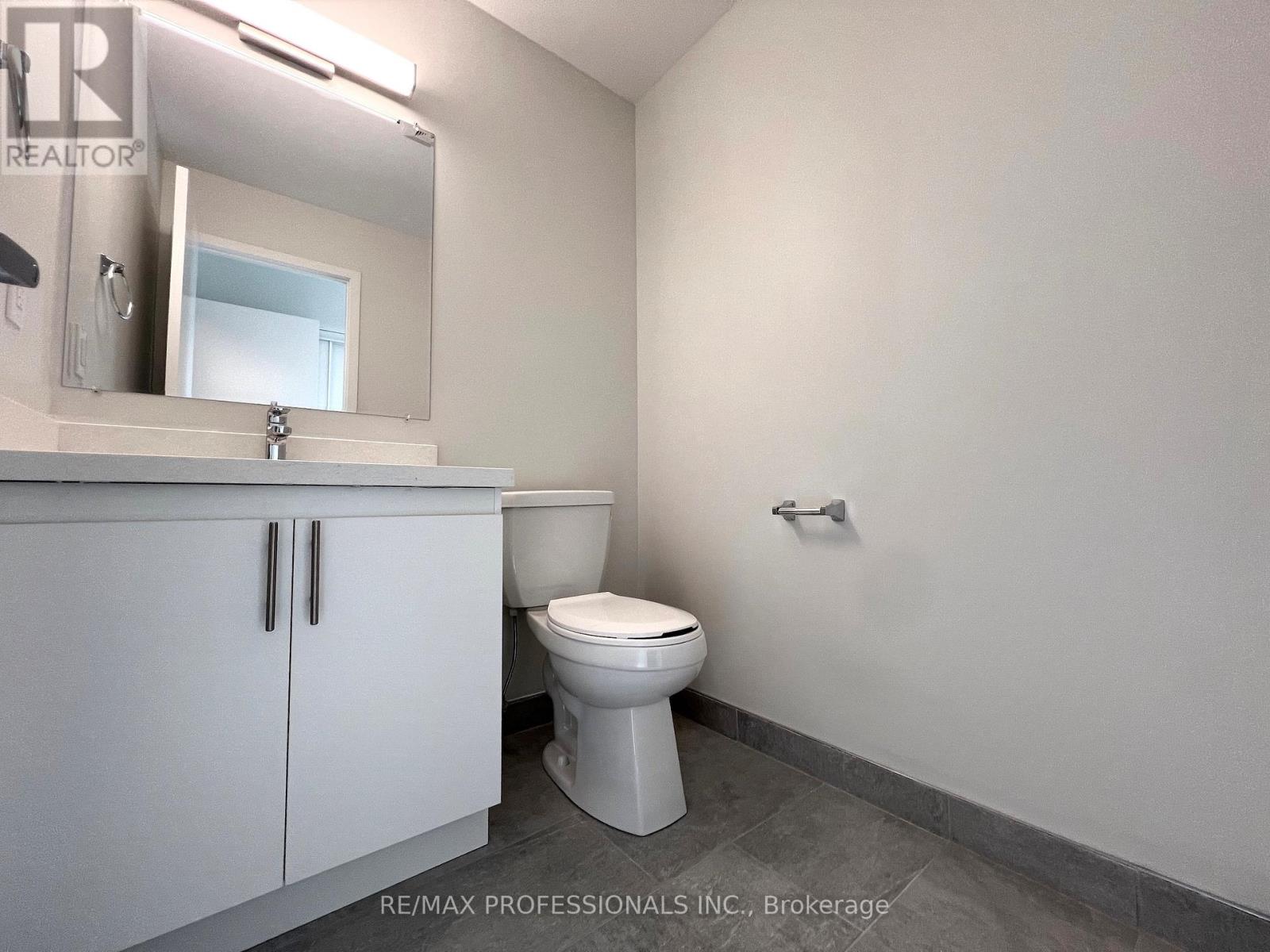 141 - 62 Dixfield Drive, Toronto, Ontario  M9C 3W1 - Photo 13 - W12618382