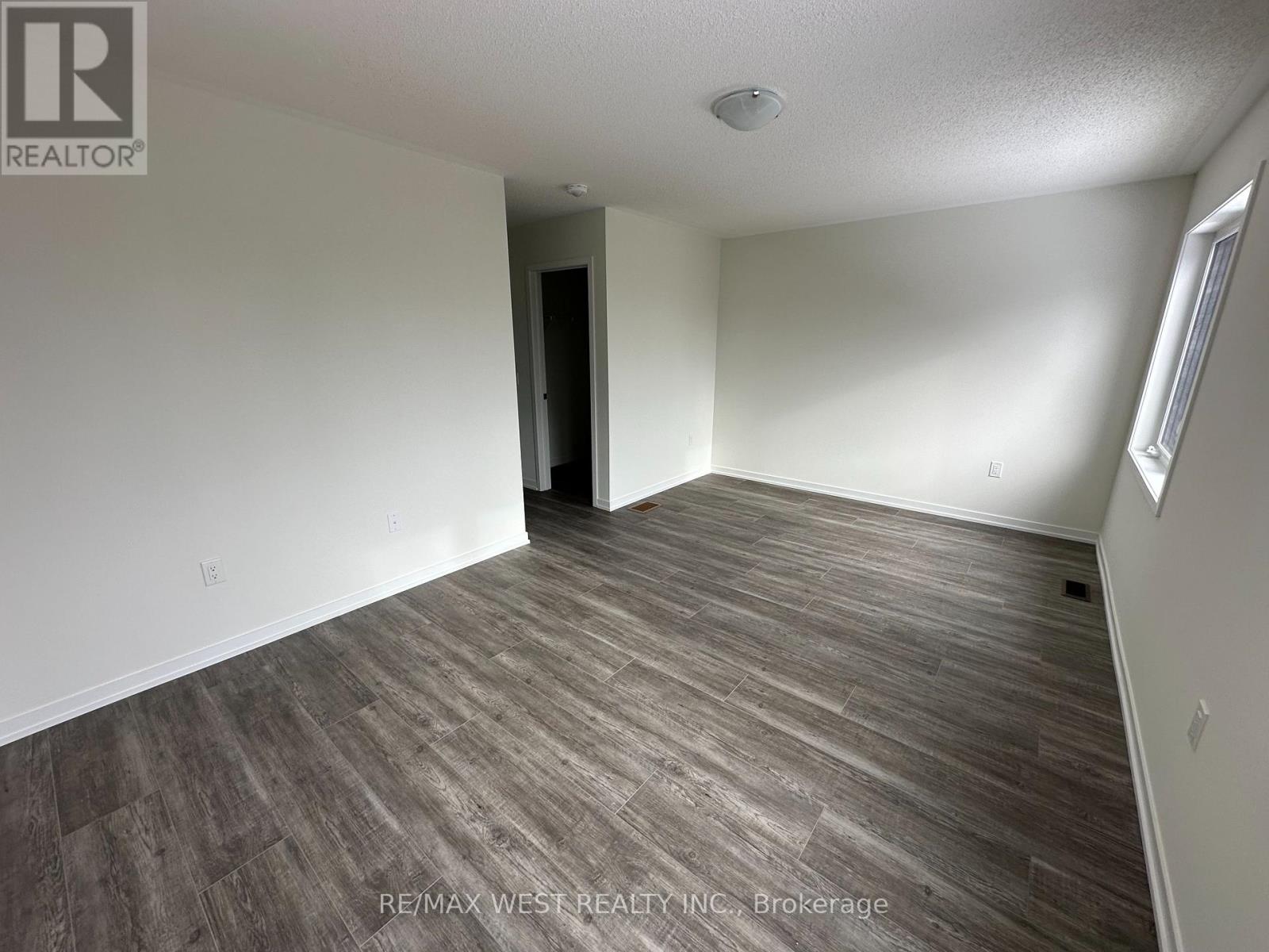 129 - 50 Seahorse Common, Cambridge, Ontario  N1R 5S2 - Photo 8 - X12618112