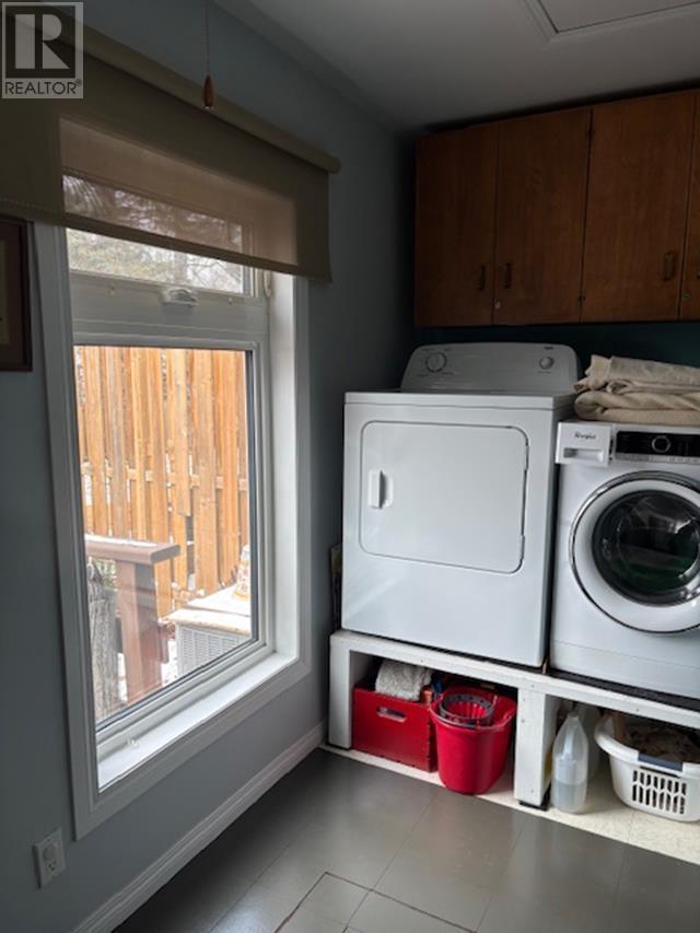 411 Southern Ave, Thunder Bay, Ontario  P7C 2T8 - Photo 18 - TB253595