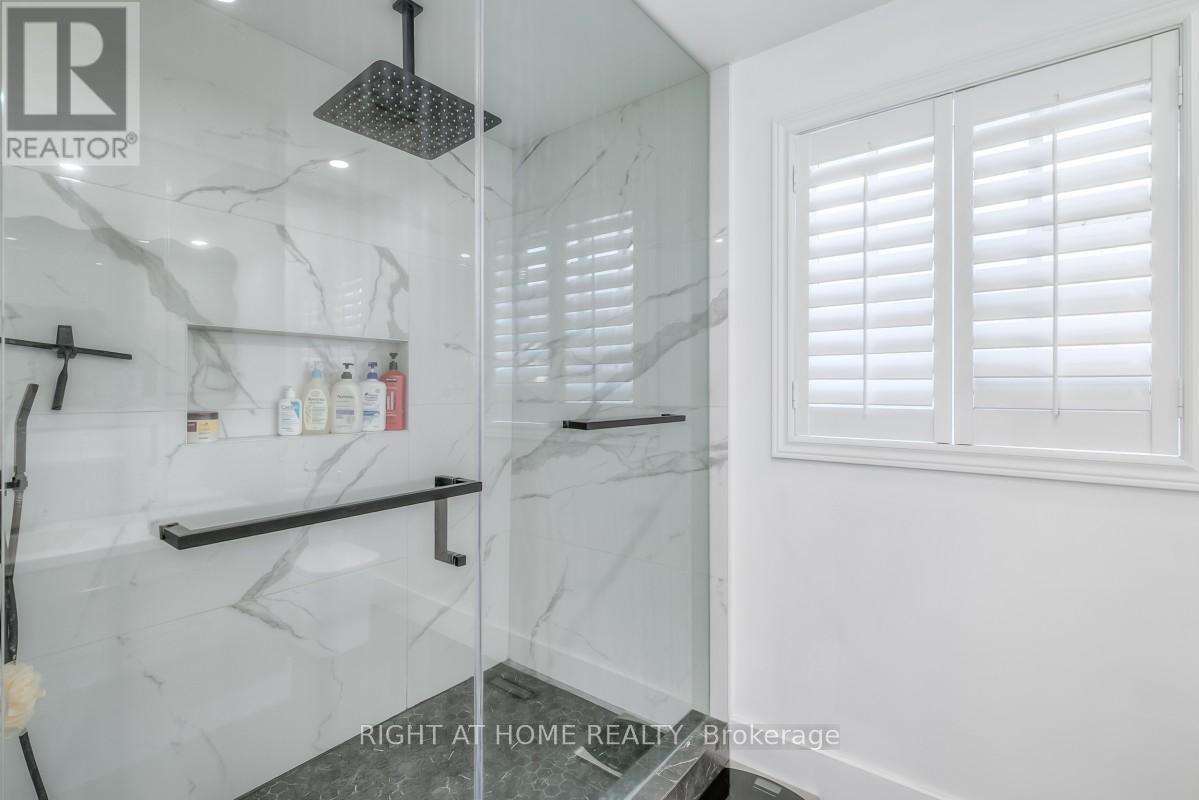 63 Snowy Meadow Avenue, Richmond Hill, Ontario  L4E 3V4 - Photo 23 - N12614648