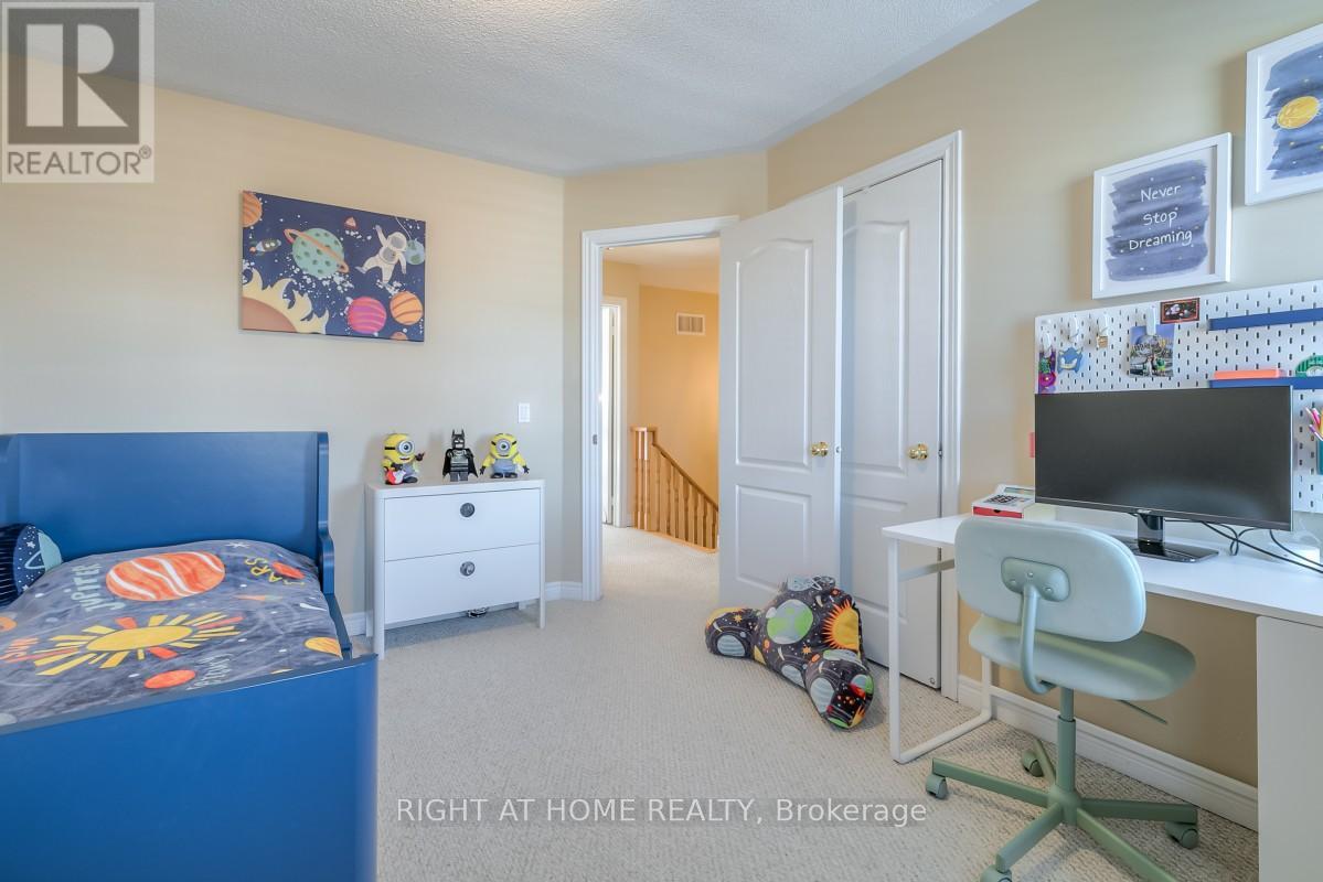 63 Snowy Meadow Avenue, Richmond Hill, Ontario  L4E 3V4 - Photo 27 - N12614648