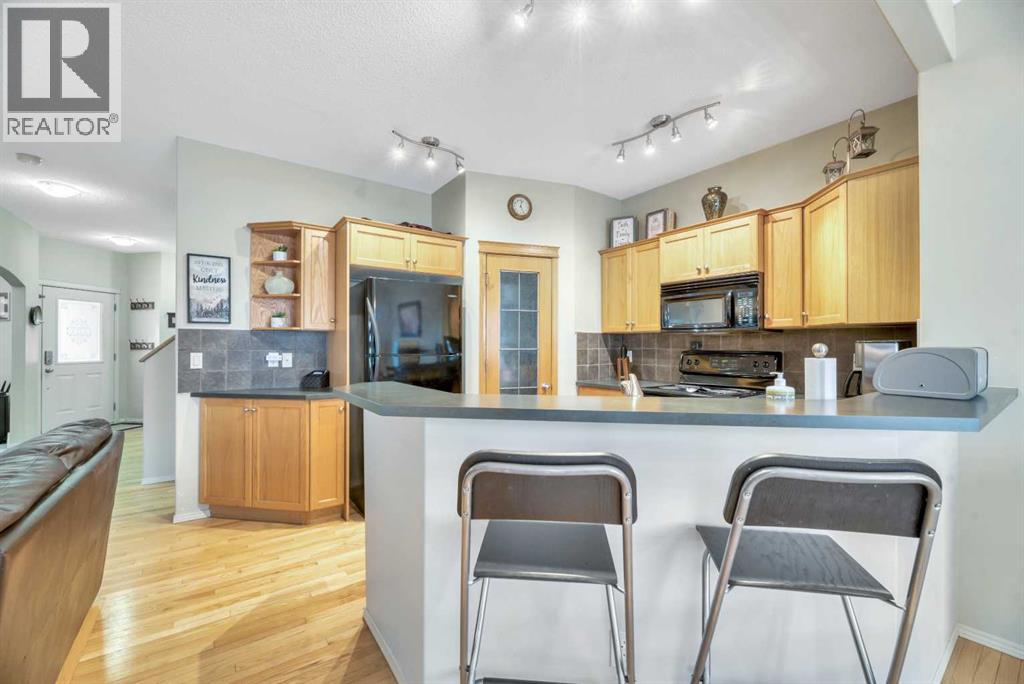 408 Rainbow Falls Way, Chestermere, Alberta  T1X 1S6 - Photo 16 - A2269868