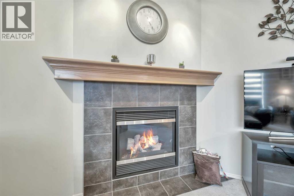 408 Rainbow Falls Way, Chestermere, Alberta  T1X 1S6 - Photo 13 - A2269868