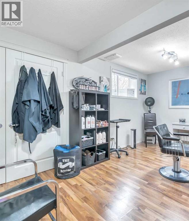 408 Rainbow Falls Way, Chestermere, Alberta  T1X 1S6 - Photo 38 - A2269868