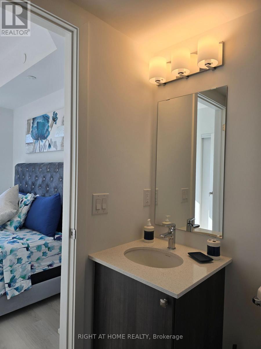 4 - 42 Case Ootes Drive, Toronto, Ontario  M4A 0A9 - Photo 9 - C12619106