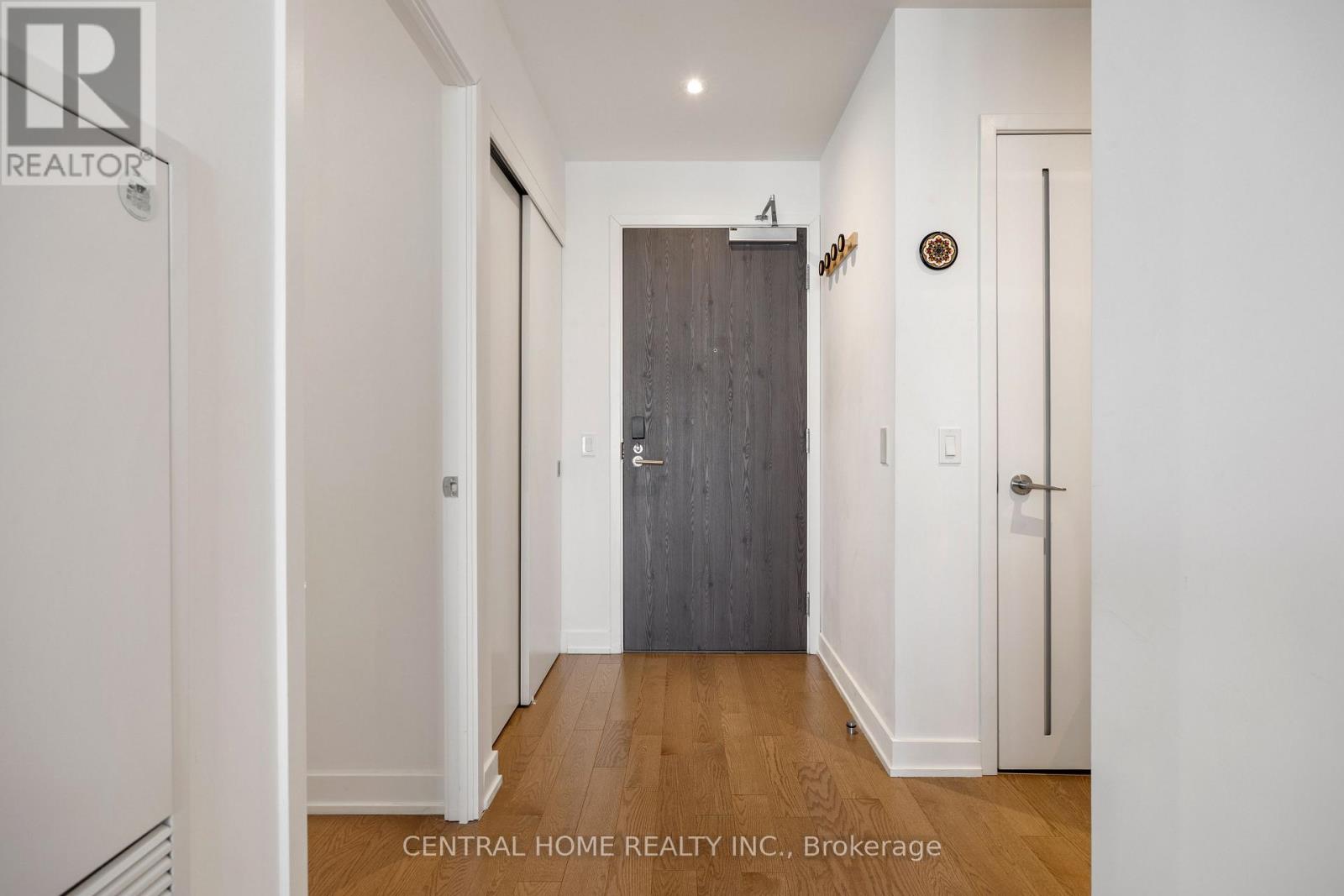 3809 - 20 Lombard Street, Toronto, Ontario  M5C 0A6 - Photo 17 - C12619206