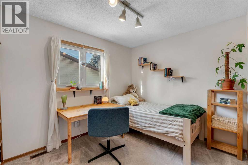 244 Ranchridge Court Nw, Calgary, Alberta  T3G 1W5 - Photo 18 - A2273569