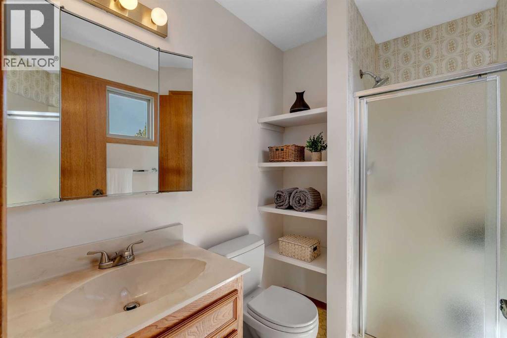 244 Ranchridge Court Nw, Calgary, Alberta  T3G 1W5 - Photo 16 - A2273569