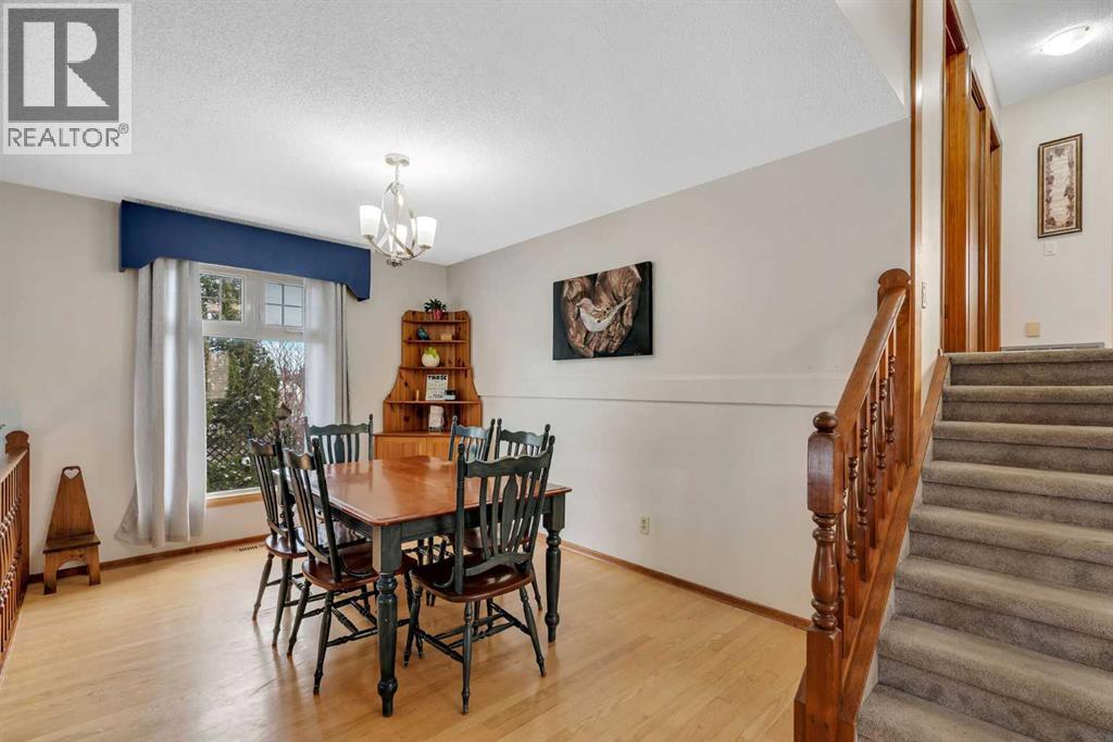 244 Ranchridge Court Nw, Calgary, Alberta  T3G 1W5 - Photo 5 - A2273569