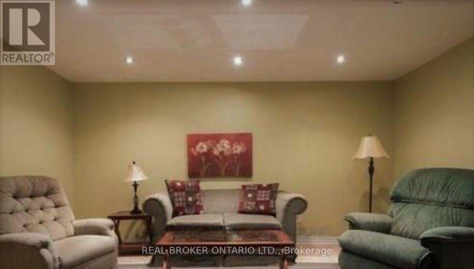 7 Pae Drive, Barrie (Painswick North), Ontario  L4N 7N7 - Photo 8 - S12619318