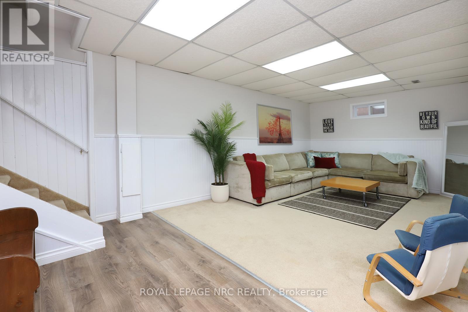 4 Cindy Court, Grimsby, Ontario  L3M 4N9 - Photo 29 - X12618638