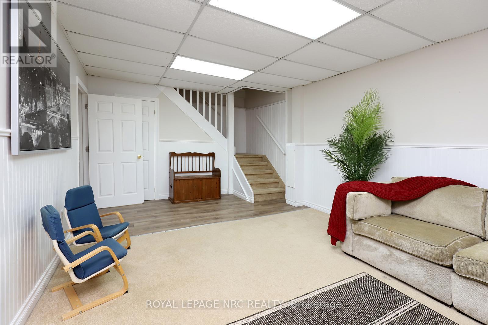 4 Cindy Court, Grimsby, Ontario  L3M 4N9 - Photo 31 - X12618638