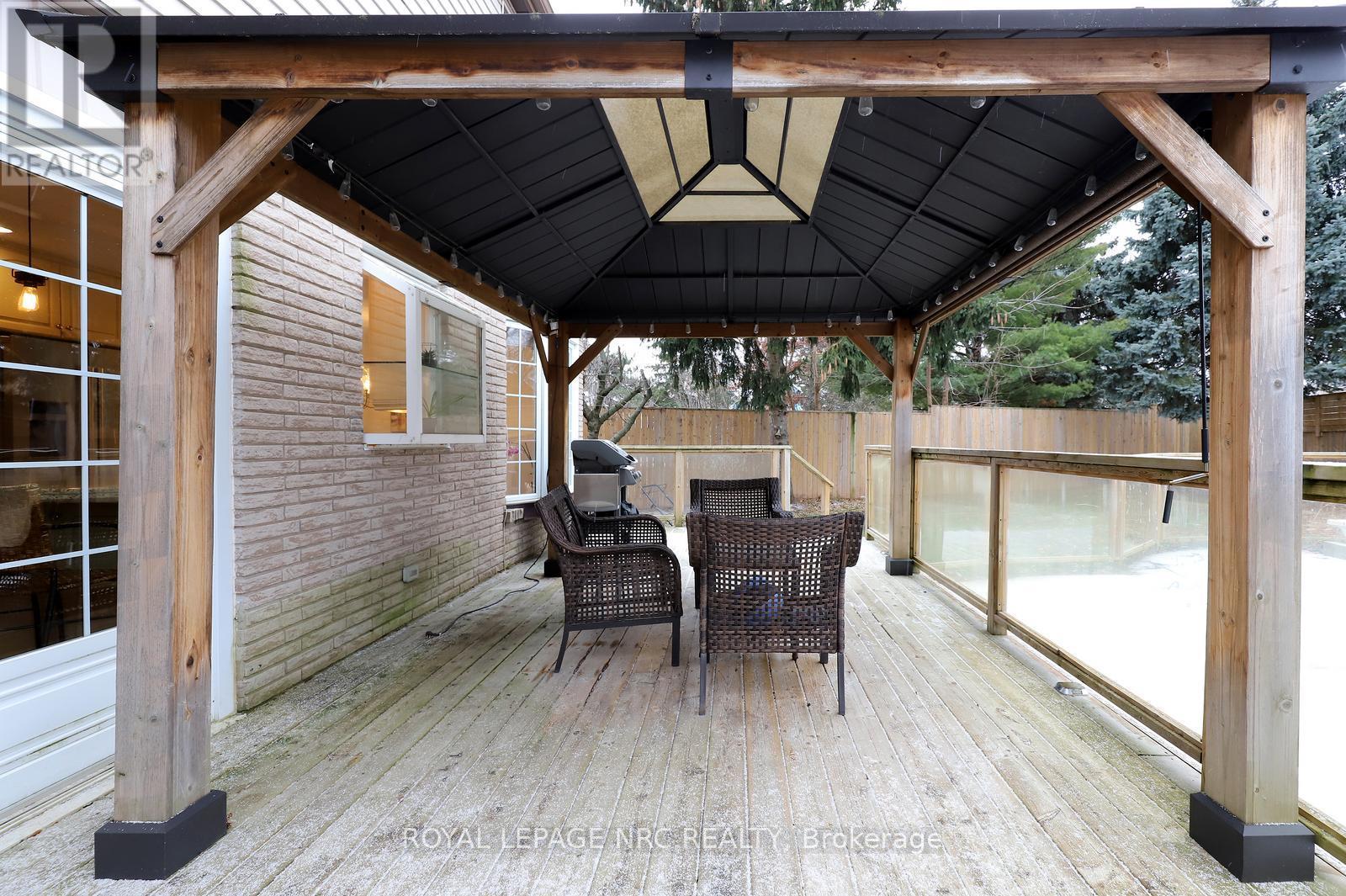 4 Cindy Court, Grimsby, Ontario  L3M 4N9 - Photo 37 - X12618638