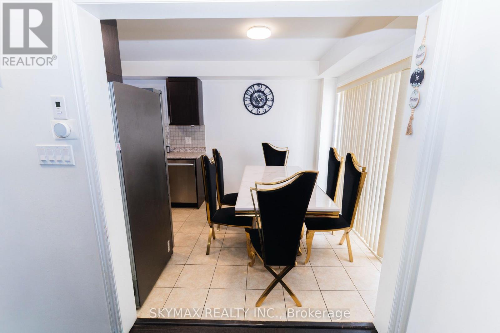 959 Hannah Avenue, North Perth, Ontario  N4W 0H7 - Photo 3 - X12619200