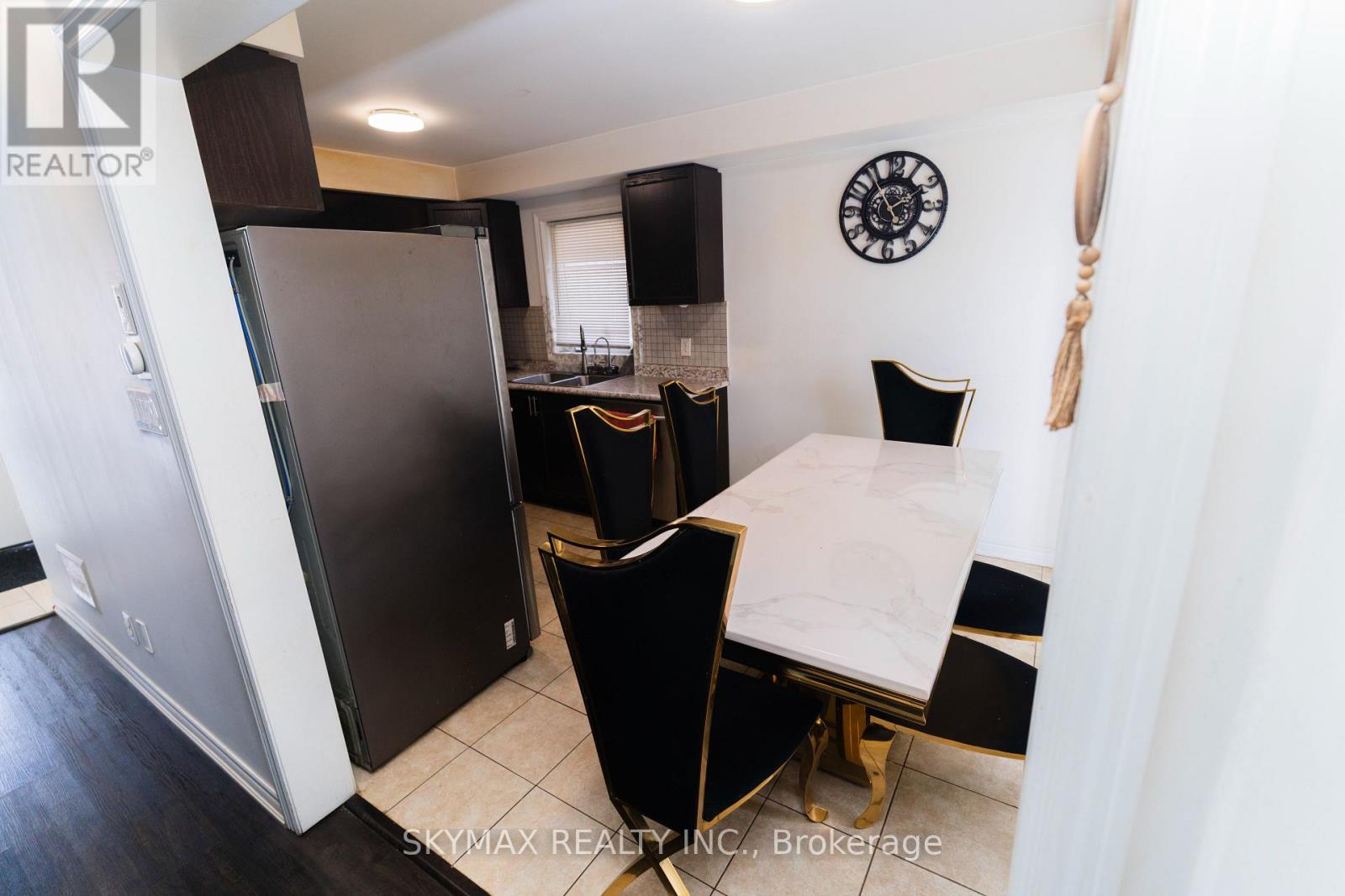 959 Hannah Avenue, North Perth, Ontario  N4W 0H7 - Photo 4 - X12619200