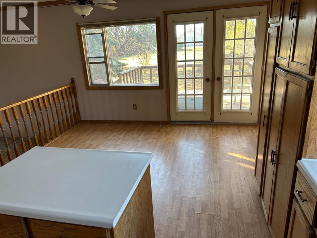 210 5 Street, Warner, Alberta T0K 2L0 - Photo 15 - A2259444