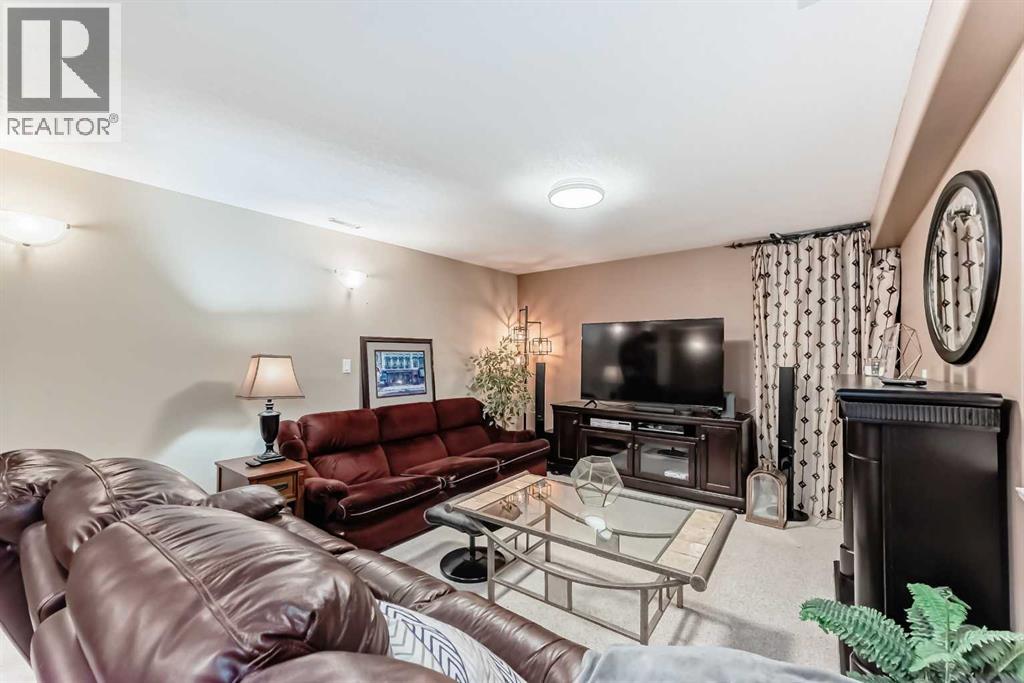 9834 Hidden Valley Drive Nw, Calgary, Alberta  T3A 5L2 - Photo 31 - A2270836