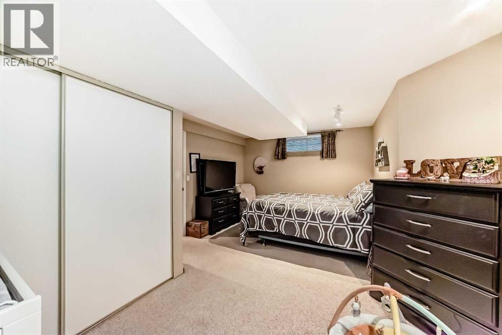 9834 Hidden Valley Drive Nw, Calgary, Alberta  T3A 5L2 - Photo 33 - A2270836