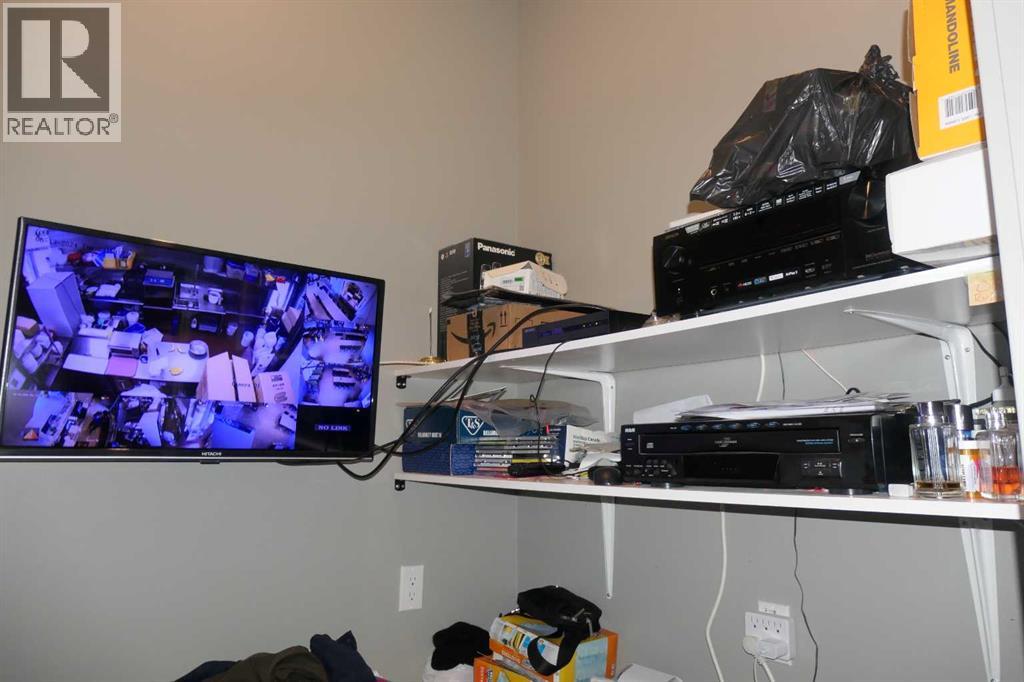 2110, 4 Royal Vista Way Nw, Calgary, Alberta  T3R 0N2 - Photo 28 - A2231856