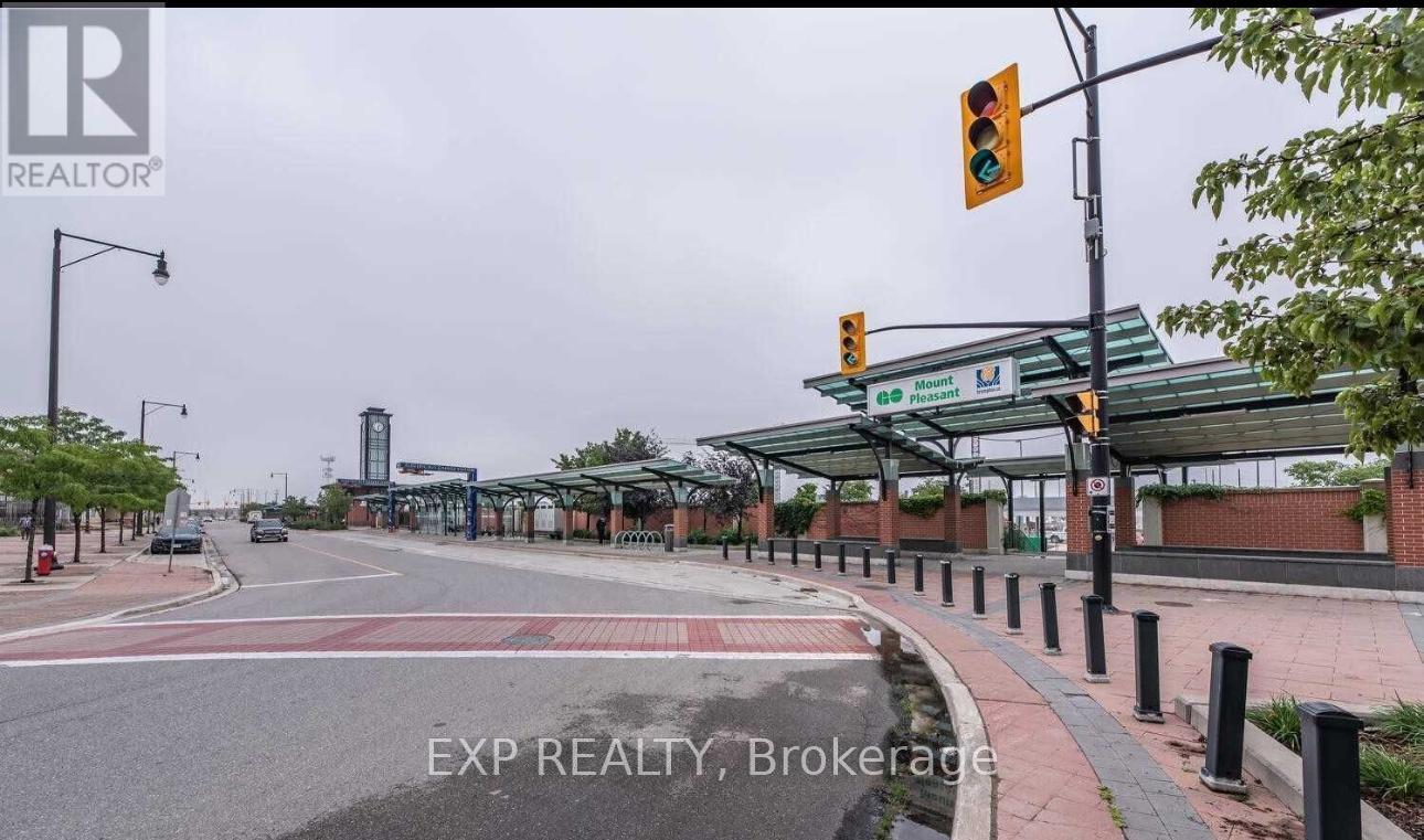 205 - 60 Baycliffe Crescent, Brampton, Ontario  L7A 0Z4 - Photo 10 - W12619866