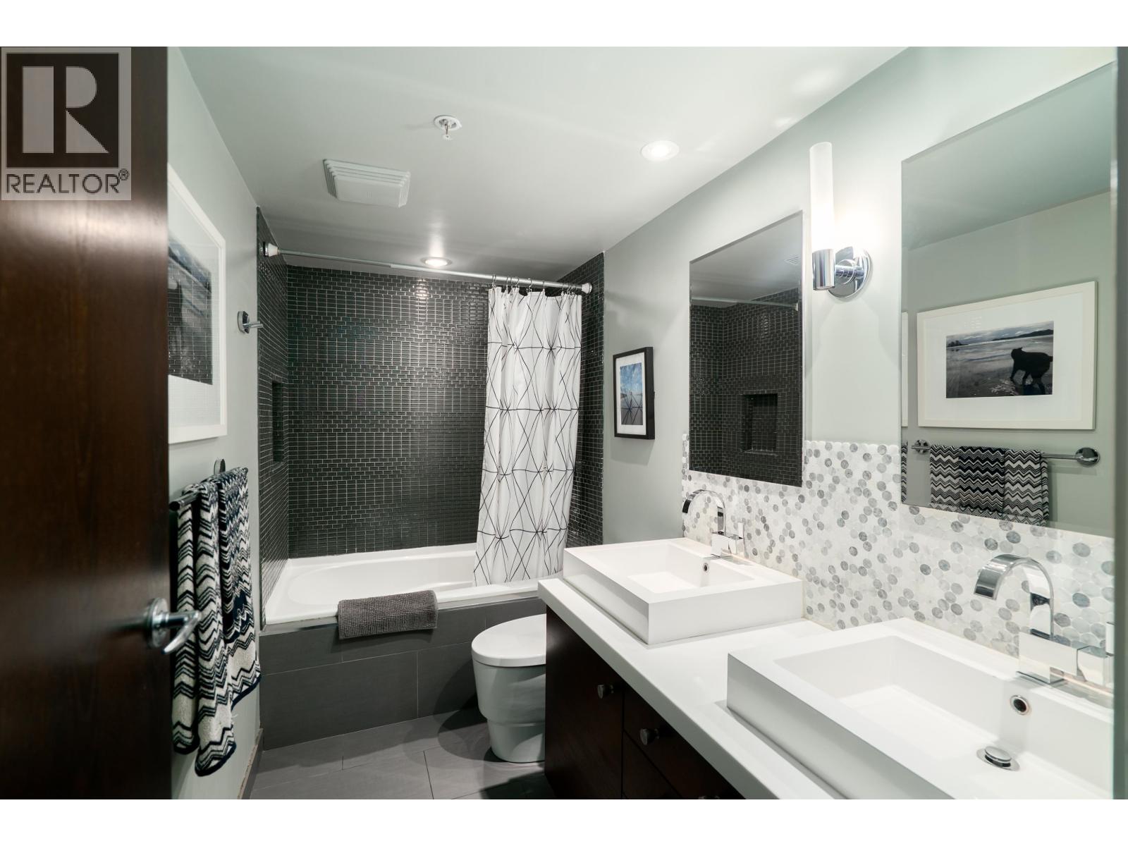 2315 Ash Street, Vancouver, British Columbia  V5Z 3C3 - Photo 13 - R3058299